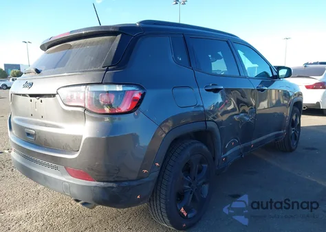 2019 Jeep Compass Altitude Fwd from USA, damaged, VIN 3C4NJCBB6KT726888